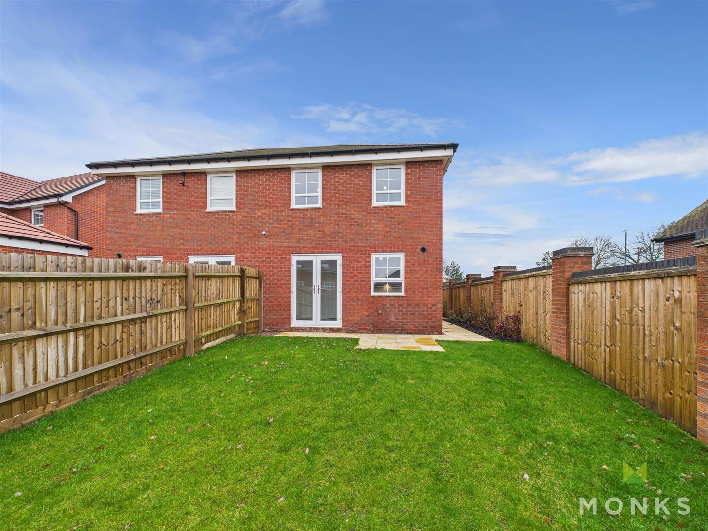 12 Yewbrey Close, Shrewsbury, SY3 5FG For Sale